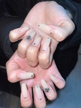 ブルームス(blooms)/ヌードカラーロングネイル