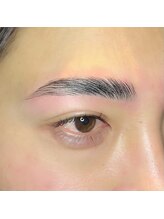 エイティスト(8ist)/ハリウッドブロウ[新宿/新宿駅]