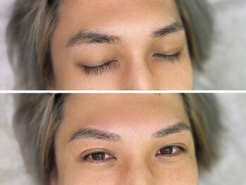 ミウィー 関内店(mily)の写真/顔の印象を左右する眉毛はプロにお任せ！一人一人の特性を活かした圧巻のデザイン力◎男女問わず大歓迎☆