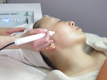 サロン ド フェミニスト(Salon de フェミニスト)/諦めていたシミを改善☆