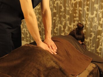 休進堂/腰痛の施術