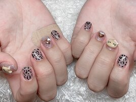 ヒョウ柄ネイル