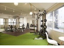 ライフログジム 大井町店(LIFE LOG GYM)の雰囲気（整体・ストレッチスタッフも在籍。ほぐす×伸ばすで整えます。）