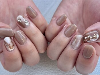 エイミー(eimii)の写真/可愛い指先にうっとり♪デザインで悩んでしまう方には20種類のサンプルの中から4本選べるコースをご用意◎