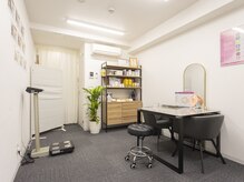 ノア/明るく落ち着いた店内です