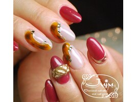 べっ甲ネイルと指輪アート