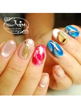 ジュジュ(Juju)/ちぐはぐネイルクリスマスネイル