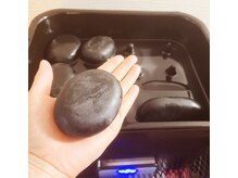 ガルダ(Garuda)/ホットストーンで血行促進!