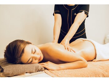 キアラ(Chiara)/アロマリンパマッサージ