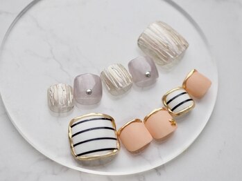 カトルナフ(quatre fois neuf)/2021フットコレクション