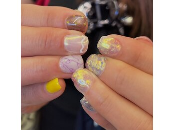 ニュアンスネイル・Yuina