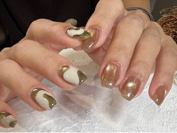 シャルムネイル(charme nail)の写真/ぷるぷるマグネットネイルは年中大人気◎大人女性の心をくすぐるネイルデザインを多数ご用意しております♪