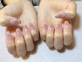 チークネイル　ガラスフレンチ