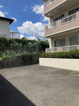 シルフィード/無料駐車場完備　秦野エステ