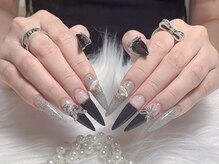 モアネイル 新宿/