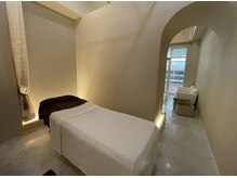 アイラッシュサロン アイクリ(EYECLI)/施術ベッド