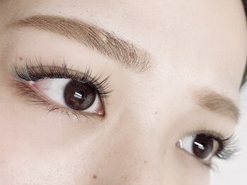 ミニョンアイラッシュデザインサロン 金剛店/フラットマットラッシュ カラー