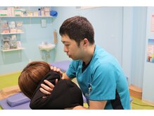 はやしハリきゅう整骨院 本院/【猫背矯正】