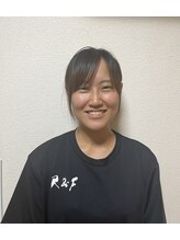 アールアンドエフ(R&F) 山下 由夏