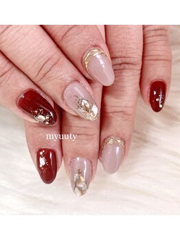 ミューティー(myuuty)/派手めの上品ネイル★
