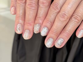 韓国風マグネットネイルデザイン