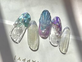 キラキラシェルネイル