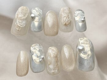 うるホワイトベージュニュアンス