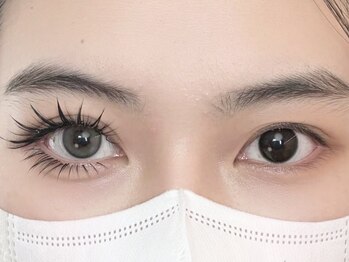 AMK/ワンホンデザイン+下