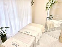 プラスアルファ(PlusAlpha)/美小顔整体コルギ/施術ベッド