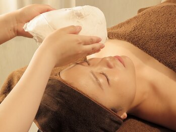 モア(more.)/コルギ×石膏パック