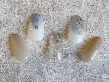 ネイルサロン エムズ(Nail Salon M's)/星とキラキラでゴージャスネイル