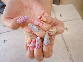 手描きフラワーネイル