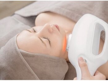 パーム(Palm)の写真/フェイシャル専門店ならではのエステ級ケアで、透明感あふれる光輝く潤い満ちた素肌へ。