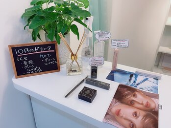 イードット(E.)/☆フロントディスプレイ☆