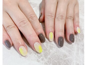 ネイルサロン ティフィン(tiffin)/~もやっとネイル~