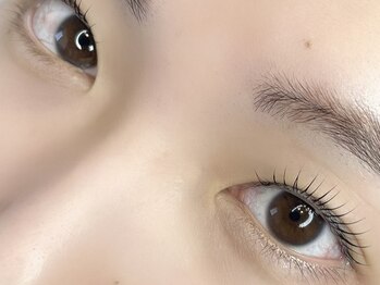 シャイン(SHINE)の写真/《まつ毛パーマ¥4500》どのまつ毛パーマもアイシャンプー+ケラチントリートメント付き☆