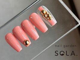 スタッズ×ピンクネイル