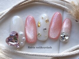 ビジューネイル