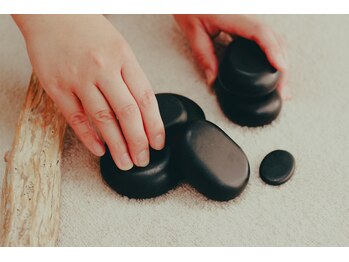 おやすみ処(OYASUMI処)/ホットストーン