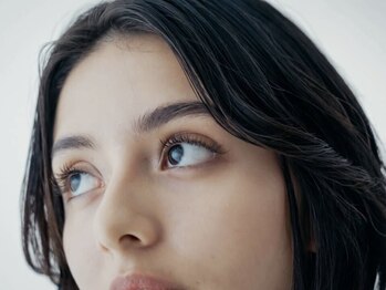 ハリウッドブロウリフト ワクシー 新宿西口店(HOLLYWOOD BROW LIFT WAXYYY.)/HBL発祥サロン◆新宿西口店