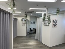 HGCラボ 新橋店/照射ルームは全室半個室で安心♪