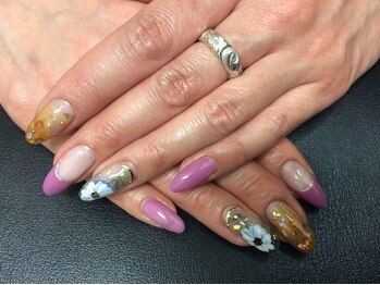 シャンネイルケアサロン(Shan Nail caresalon)/スタッフネイル