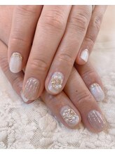 エム(e mu)/ブライダルネイル