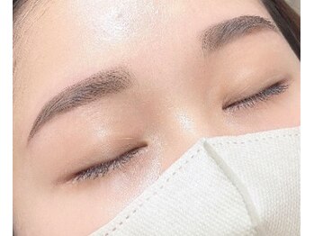 アイラッシュサロン ブラン アリオ鷲宮店(Eyelash Salon Blanc)の写真/眉毛×まつげで見違えるほど垢抜け◎眉やパーマで毎日のビューラーや眉メイク時短☆モチの良さを徹底追及！