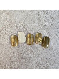 キラキラニュアンスネイル