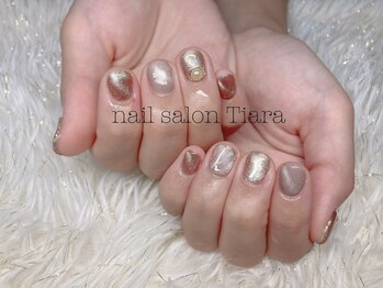 ティアラ(Tiara)/マグネット 大理石