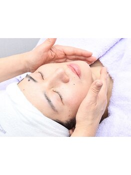 ホウレイ線・たるみ改善！予防ケア