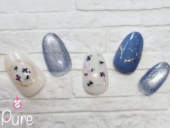 大人可愛い定額ネイル￥9000