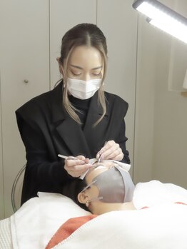 ジュエルズ アイ(JEWELZ-EYE)/施術風景