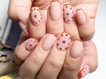 ラデック(RADECK)/刺繍ネイル